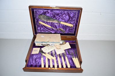 Lot 29 - Case of silver plated cutlery