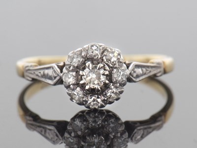 Lot 92 - Diamond cluster ring, the centre diamond...