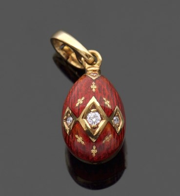 Lot 513 - Fabergé egg pendant, 18ct gold comprising...