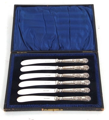 Lot 120 - Cased set of six George V plated bladed cake...