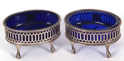 Lot 153 - Pair of Victorian open salts of oval form, the...