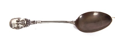 Lot 198 - Silver presentation spoon 'Daily Sketch', 1919...