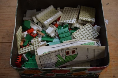 Lot 615 - Quantity of plastic building blocks