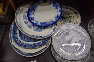 Lot 664 - Mixed Lot: Various assorted dinner plates and...