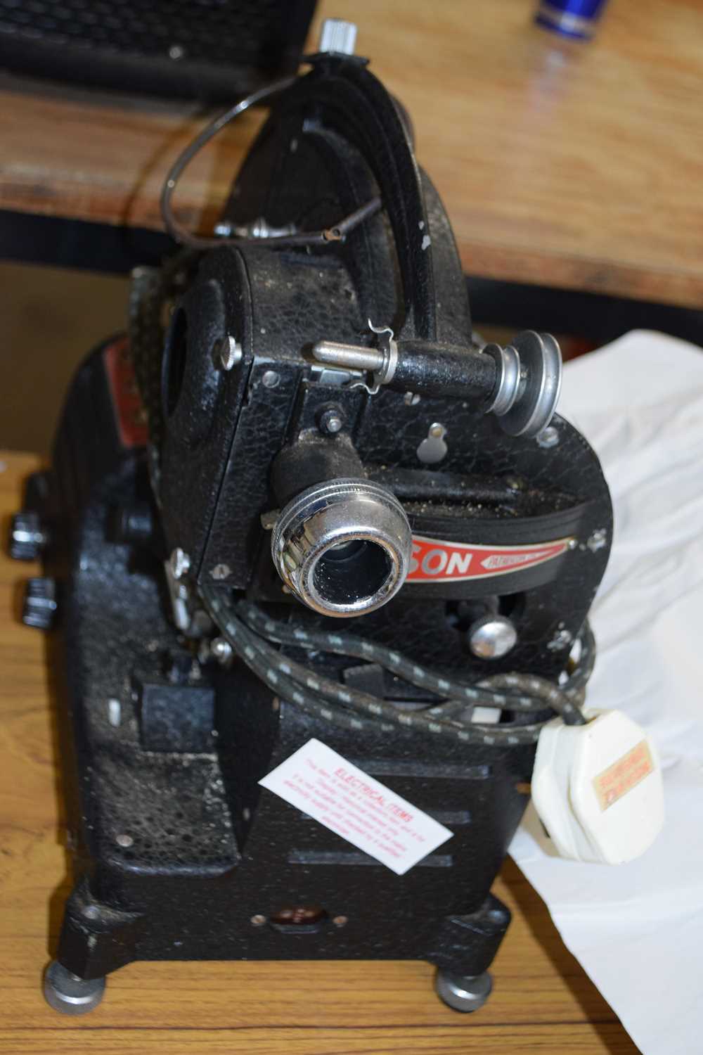 Lot 702 - Vintage Pathescope Son Projector