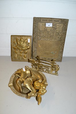 Lot 20 - Mixed Lot: Various assorted brass ornaments,...