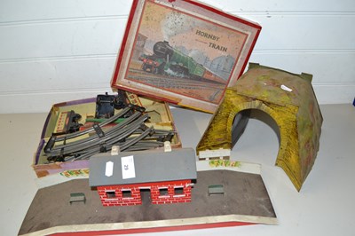 Lot 29 - Mixed Lot: A vintage 0 gauge Hornby locomotive,...