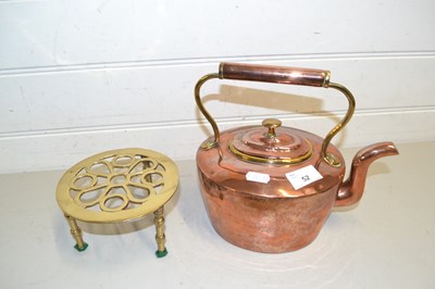Lot 52 - Copper kettle and stand