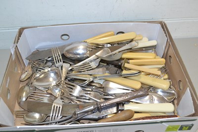 Lot 179 - Box of various assorted cutlery
