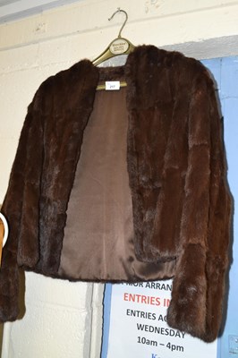 Lot 217 - Short brown fur coat