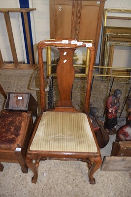 Lot 285 - 18th Century walnut cabriole legged dining chair