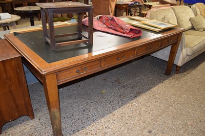 Lot 284 - Large late 19th Century oak library table,...