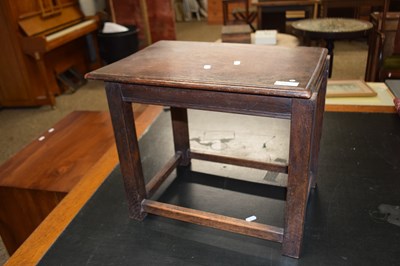 Lot 286 - Small oak side table or stool