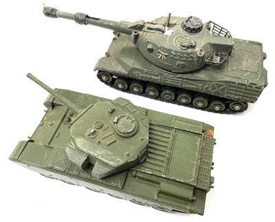 Lot 39 - A pair of unboxed die-cast Dinky Toys tanks,...