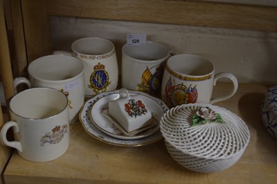 Lot 529 - Mixed Lot: Ceramics to include a range of...