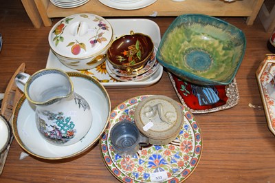 Lot 533 - Mixed Lot: A Pekin Pattern jug and bowl,...