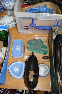 Lot 700 - Mixed Lot: Wedgwood Jasper ware pin trays,...