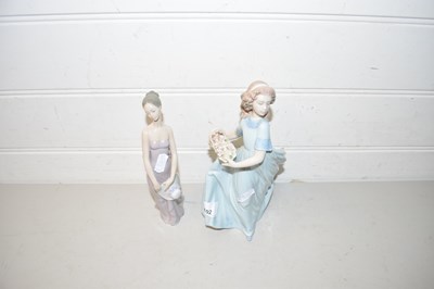 Lot 102 - Two Lladro figurines