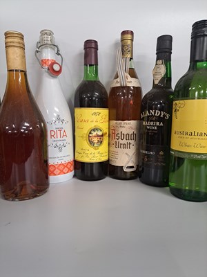 Lot 36 - Mixed selection of six bottles to include...