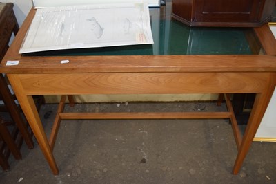 Lot 749 - 20th Century glazed display table with hinged lid