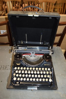 Lot 807 - Vintage portable typewriter