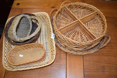 Lot 852 - Mixed Lot: Assorted baskets