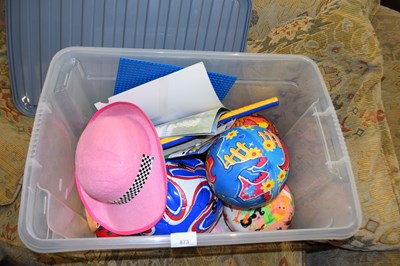 Lot 873 - Box of various assorted children's toys