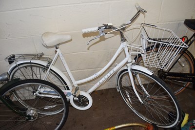 Lot 895 - Ladies Caprice bicycle by Raleigh