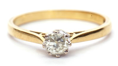 Lot 3 - 18ct gold single stone diamond ring featuring...