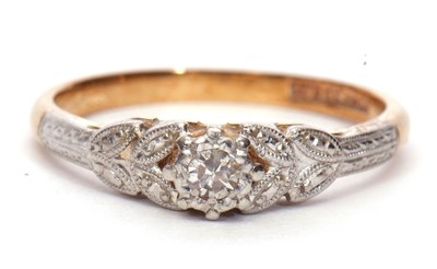 Lot 99 - Single stone diamond ring featuring a single...