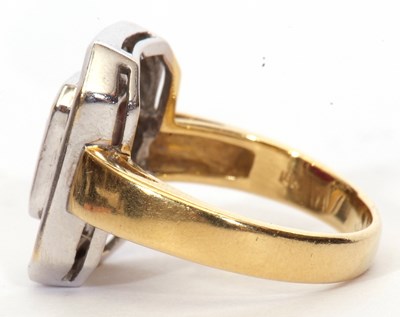 Lot 89 - Modern Art Deco style cocktail ring, the...