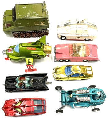 Lot 41 - A mixed lot of Dinky die-cast vehicles from...