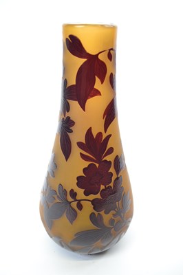 Lot 343 - Montesy Cameo Glass Vase