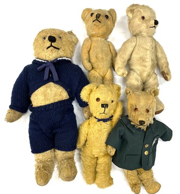 Lot 154 - A mixed lot of vintage teddy bears, without...