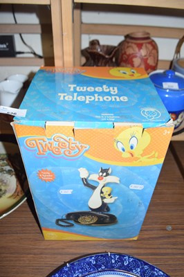 Lot 526 - Vintage Tweety telephone