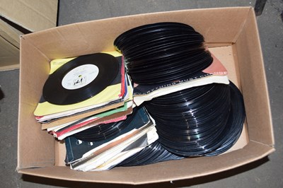 Lot 623 - Box of assorted singles