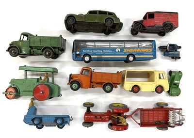 Lot 34 - A mixed lot of various die-cast Corgi and...