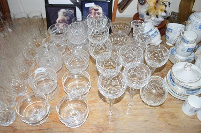 Lot 708 - Mixed Lot: Various assorted drinking glasses,...