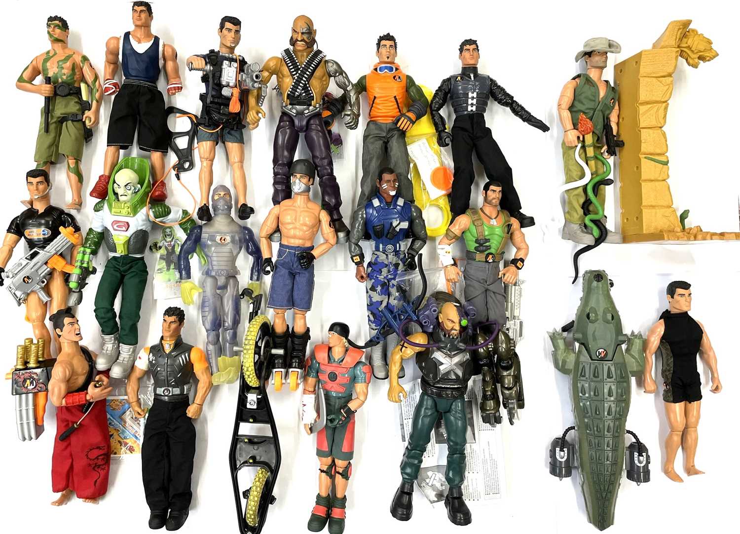 Lot 55 - A large quantity of modern Action Man figures...