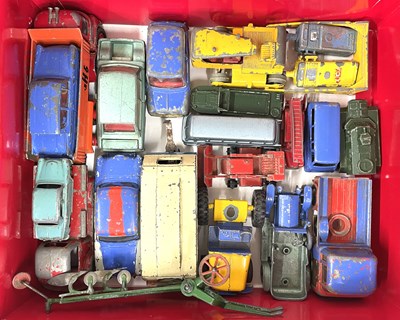 Lot 36 - A small mixed lot of die-cast vehicles, to...