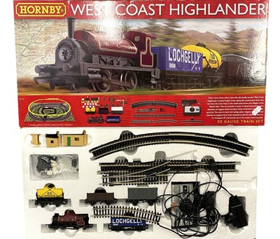 Lot 16 - A boxed Hornby 00 gauge train set: West Coast...