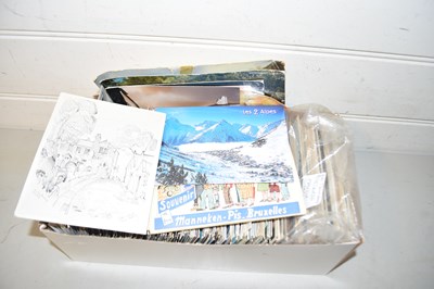 Lot 80 - Large box of assorted postcards