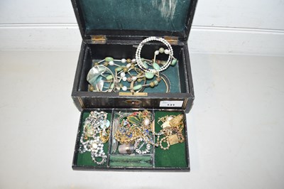 Lot 131 - Case of various assorted costume jewellery