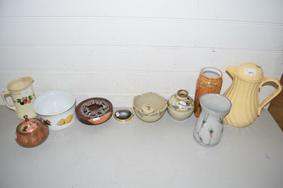 Lot 153 - Mixed Lot: Various assorted vases, ceramics etc