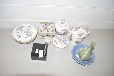 Lot 164 - Mixed Lot: Quantity of Wedgwood Kutani Crane...