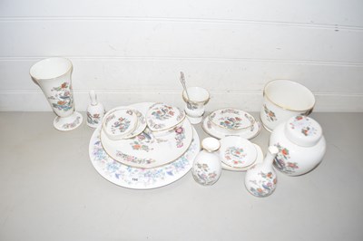 Lot 166 - A collection of various ceramics to include...