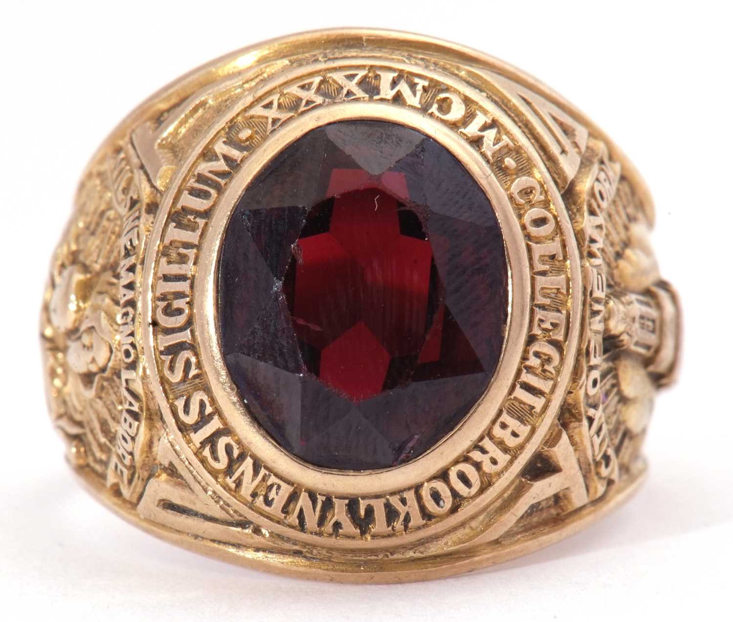 Lot 32 - Graduation ring, the College of Brooklyn, the...