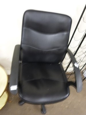 Lot 794 - Office chair