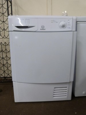 Lot 798 - Indesit tumble dryer