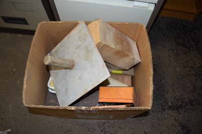 Lot 963 - One box of various garage clearance items